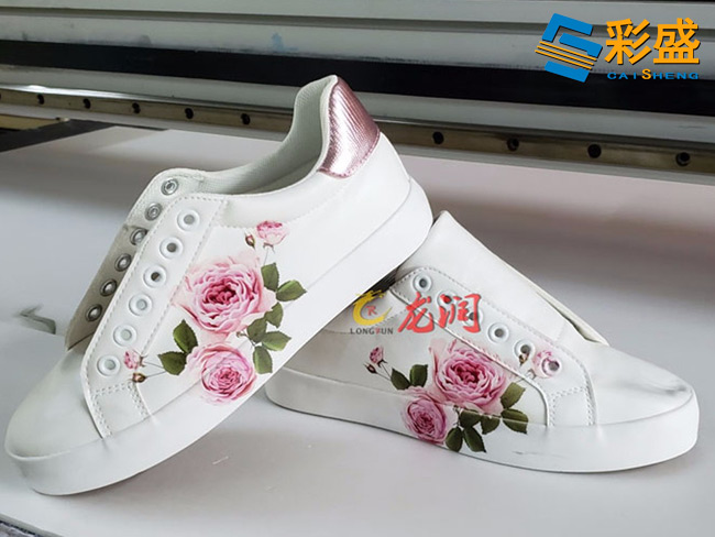 Can a UV Flatbed Printer Print on Shoes? Can a UV Flatbed Printer Print on Shoes?